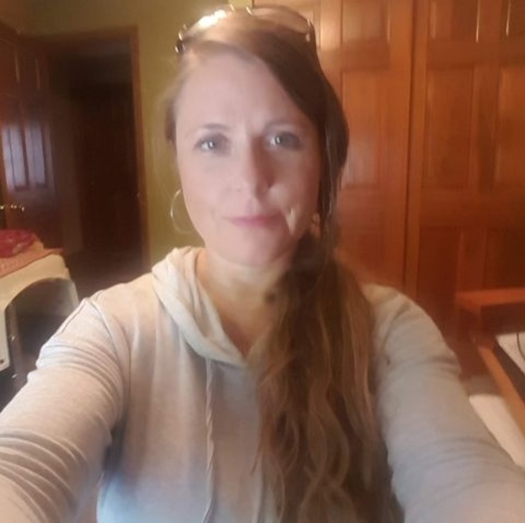 Meet your Posher, Dee - Picture 1 of 1